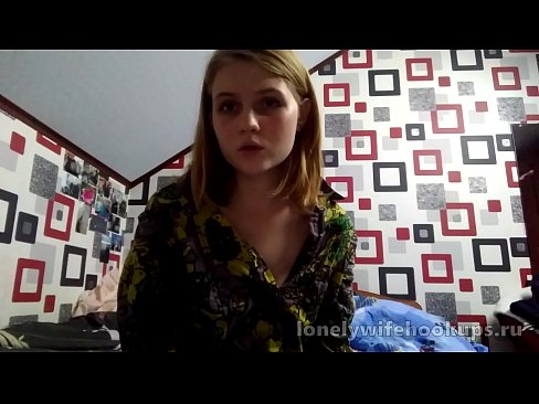 ❤️ Донишҷӯи ҷавони малламуй аз Русия дикҳои калонтарро дӯст медорад. Супер секс дар мо